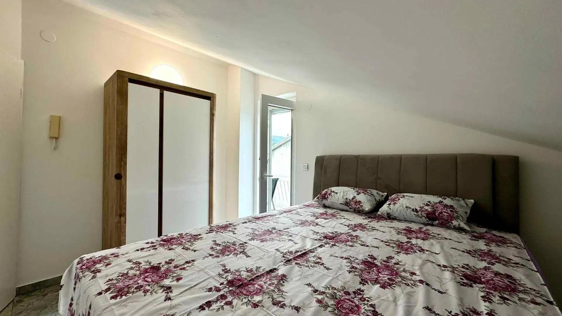 Apartment In Jadranovo 51054 Croatia